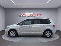 Gebraucht VW Touran Basis 150 PS (110 kW) 2021 Silber Van / Kleinbus