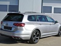 Gebraucht VW Passat R-line 150 PS (110 kW) 2022 Grau Kombi