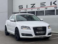 Gebraucht Audi A3 Comfort 105 PS (77 kW) 2011 Weiß Kleinwagen