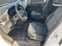 gebraucht Renault Trafic L2H1 30t Grand Equilibre AHK + SHZ dCi 150 Aut...