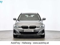 Gebraucht BMW 318 Efficient Dynamics 150 PS (110 kW) 2024 Grau Kombi