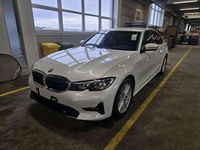 Gebraucht BMW 320 Sport Line 184 PS (135 kW) 2020 Weiß Limousine