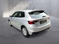 Neu Skoda Fabia Essence 80 PS (58 kW) 2025 Silber  metallic Kleinwagen