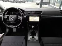 Gebraucht Skoda Superb Style 150 PS (110 kW) 2022 Schwarz Kombi