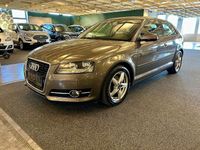 Gebraucht Audi A3 Attraction 105 PS (77 kW) 2011 Grau Kleinwagen