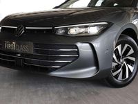 Neu VW Passat Business 150 PS (110 kW) 2025 Grau Kombi
