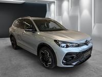 Neu VW Tiguan Sport 204 PS (150 kW) 2025 Silber  metallic SUV