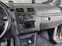 Gebraucht VW Touran 105 PS (77 kW) 2013 Gelb Van / Kleinbus