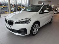 Gebraucht BMW 218 Gran Tourer Sport Line 140 PS (102 kW) 2019 Mineralweiss metallic Van / Kleinbus