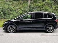 Gebraucht VW Touran Comfortline 110 PS (80 kW) 2016 Schwarz Van / Kleinbus