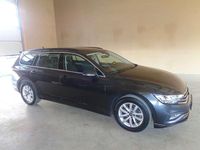 Gebraucht VW Passat Business 150 PS (110 kW) 2022 Grau Kombi