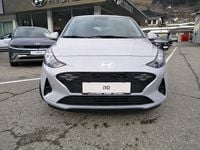 Neu Hyundai i10 63 PS (46 kW) 2025 Grau Kleinwagen