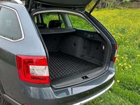 gebraucht Skoda Octavia OctaviaCombi 2,0 TDI 4x4 Scout Scout