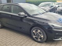 gebraucht Hyundai i30 Kombi Smart SW Family*LED*Navi*Shzg*Lhzg*PDC*Ca...