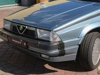 Gebraucht Alfa Romeo 75 Quadrifoglio Verde 192 PS (141 kW) 1991 Blau Limousine