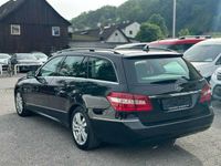 gebraucht Mercedes E220 aus Feldkirch - 170 PS und 162000 km
