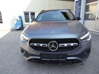 gebraucht Mercedes GLA200 4Matic AHVMultibeamAcc Winterp.Matt