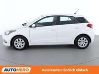 Gebraucht Hyundai i20 75 PS (55 kW) 2016 Weiß Kleinwagen