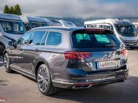 Gebraucht VW Passat Elegance 150 PS (110 kW) 2022 Grau Kombi
