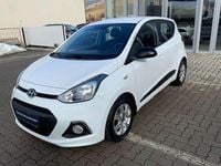 Gebraucht Hyundai i10 Blackline 67 PS (49 kW) 2015 Weiß Kleinwagen