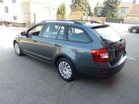 gebraucht Skoda Octavia Combi 1,6 TDI *NAVI*PDC*SMART-LINK*