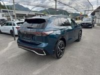 Gebraucht VW Tiguan Sport 204 PS (150 kW) 2025 Dunkelblau  metallic SUV