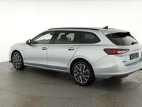 Neu Skoda Superb 204 PS (150 kW) 2025 Silber sonderlackierung Kombi