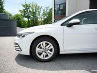 gebraucht VW Golf VIII 20 TDI Life DSG ACC Line Assistent Kamera