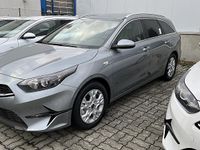 Neu Kia Ceed Sportswagon Silver 99 PS (72 kW) 2025 Kombi