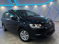 Gebraucht VW Sharan Family 150 PS (110 kW) 2019 Schwarz Van / Kleinbus