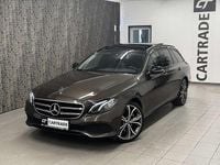 gebraucht Mercedes E250 Avantgarde Aut. / NIGHT PAKET/ LED/ PANORAMAD...