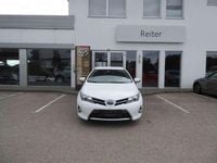 Gebraucht Toyota Auris Hybrid Active 99 PS (72 kW) 2014 Weiß Limousine