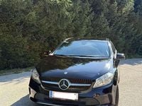 Gebraucht Mercedes A180 109 PS (80 kW) 2017 Schwarz Kleinwagen
