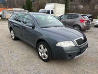 gebraucht Skoda Octavia Combi Scout 2,0 TDI PD DPF 4x4 Unfall !!! EXPORT