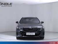 Gebraucht BMW 540 Efficient Dynamics 286 PS (210 kW) 2025 Grau Kombi