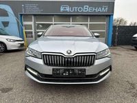 Gebraucht Skoda Superb Style 150 PS (110 kW) 2022 Silber Kombi