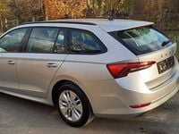 gebraucht Skoda Octavia Combi 2,0 TDI 4x4 Ambition DSG