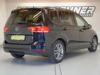 Gebraucht VW Touran R 150 PS (110 kW) 2024 Schwarz Van / Kleinbus