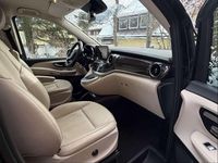 Gebraucht Mercedes V300 237 PS (174 kW) 2021 Schwarz Van / Kleinbus