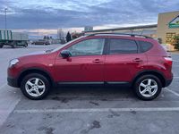 Gebraucht Nissan Qashqai 360º 131 PS (96 kW) 2013 Rot SUV