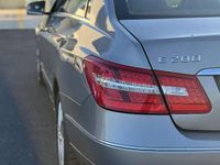 gebraucht Mercedes E200 CGI BlueEfficiency Aut.