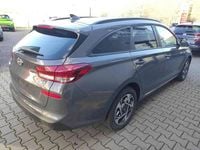 gebraucht Hyundai i30 Kombi Smart SW Family*LED*Navi*Shzg*Lhzg*PDC*Cam*16Zoll*