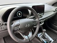 gebraucht Hyundai i30 Fastback 1,5 T-GDI 48V Go! Plus DCT