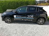 gebraucht Peugeot 208 Style PureTech 100 6-Gang-Manuell Sitzheizung