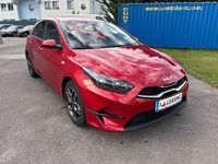 gebraucht Kia Ceed 1,5 TGDI Silber