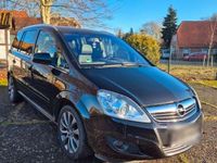 Gebraucht Opel Zafira 126 PS (92 kW) 2011 Van / Kleinbus