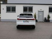 Gebraucht VW Touareg R 340 PS (250 kW) 2024 Weiß SUV