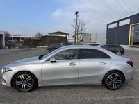 Gebraucht Mercedes A180 116 PS (85 kW) 2019 Limousine