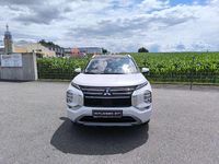 Gebraucht Mitsubishi Outlander P-HEV 136 PS (100 kW) 2025 Weiß SUV