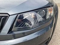gebraucht Skoda Octavia Combi 20 TDI 4x4 Scout DSG